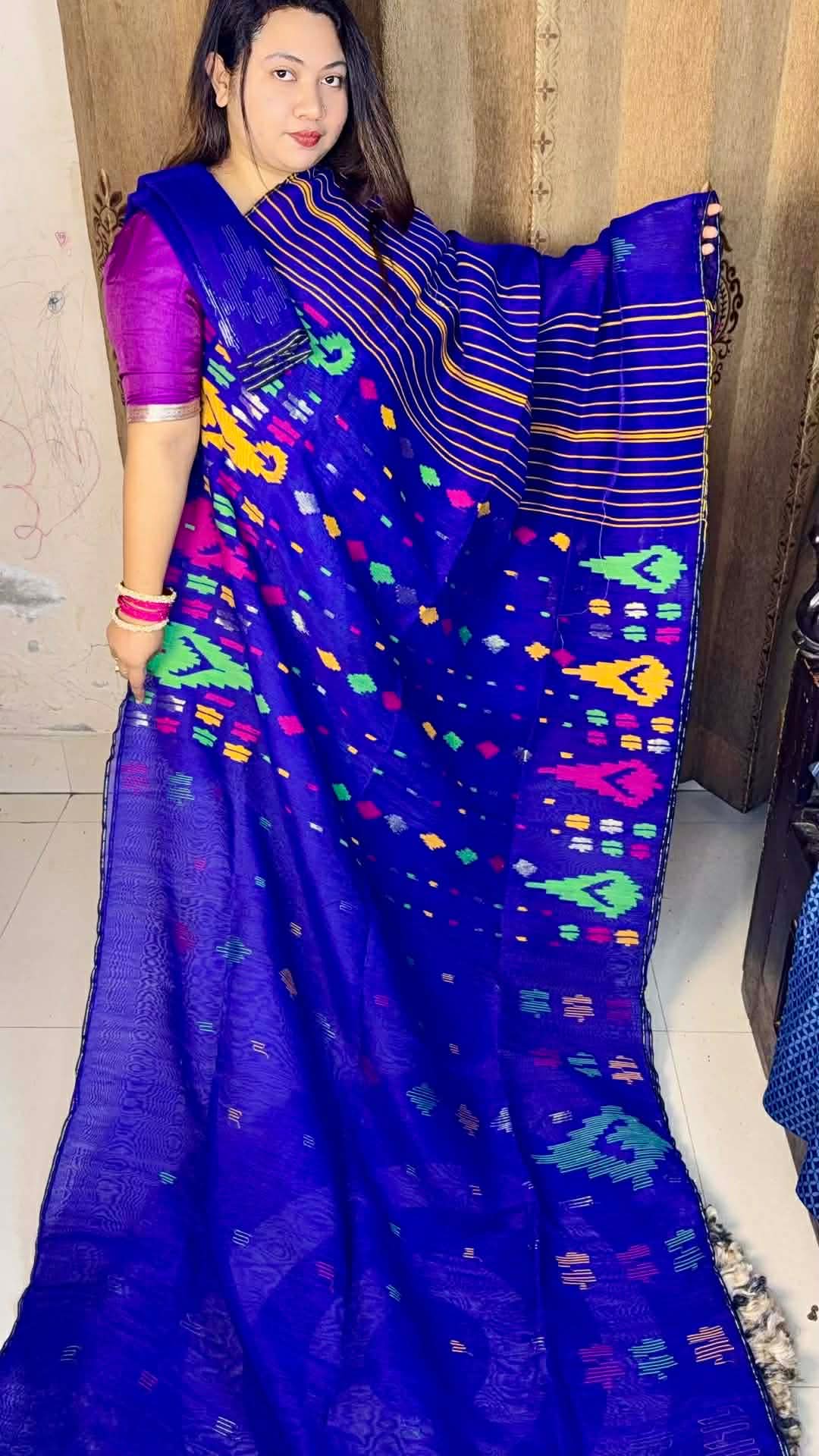 প্রিমিয়াম ৬০ কাউন্ট অরিজিনাল ঢাকাই জামদানি শাড়ি