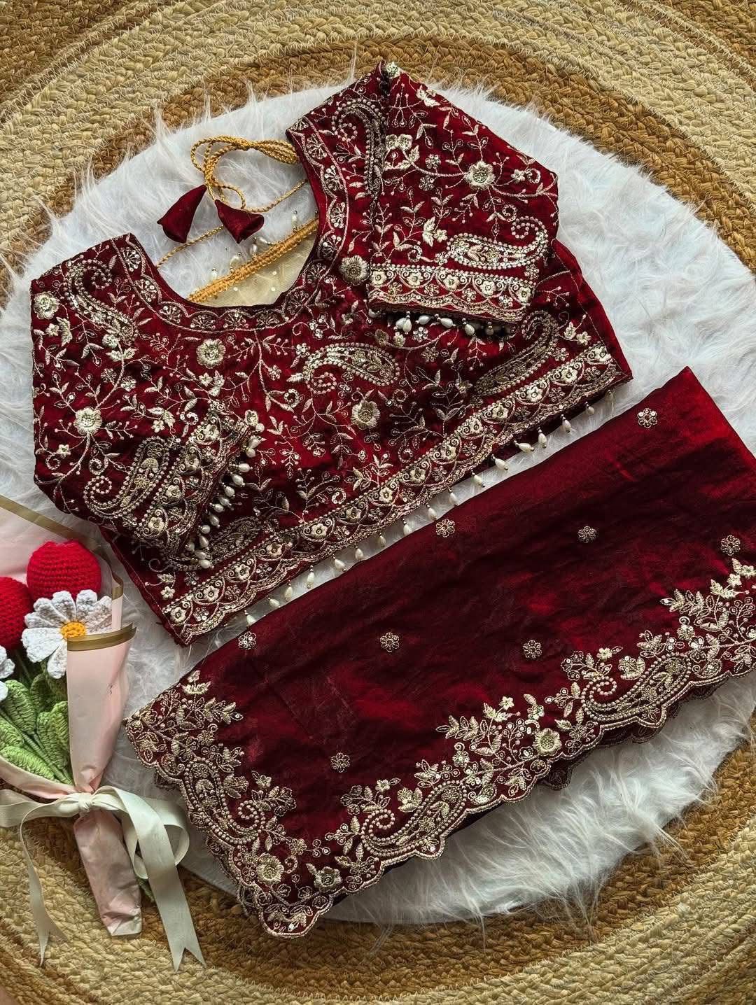 ইন্ডিয়ান ডিজাইনার শাড়ি কালেকশন